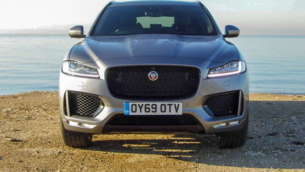Jaguar F-Pace Front